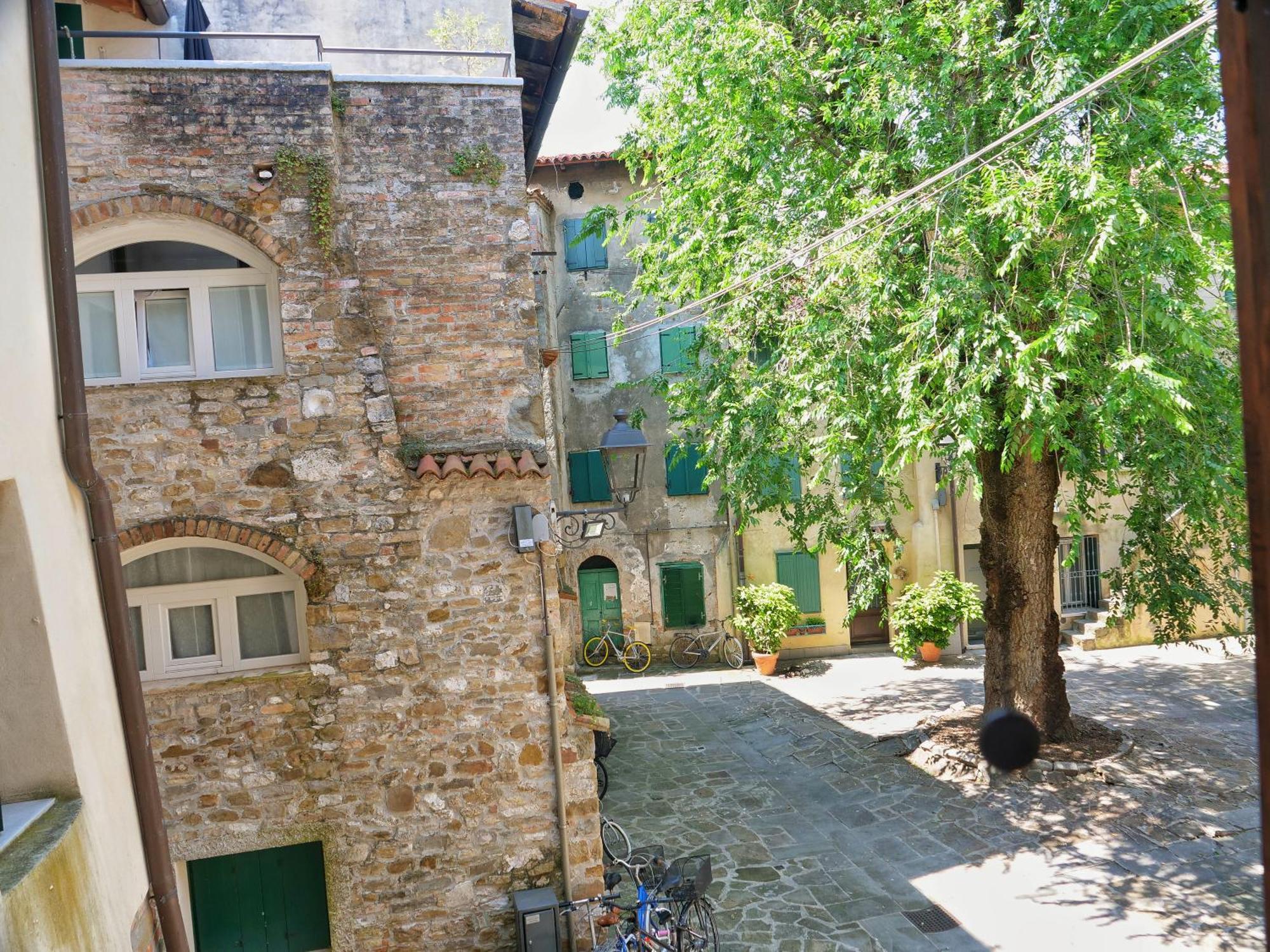 Casa Vianella - Romantico Monolocale Per Vivere Come Una Volta Градо Екстер'єр фото
